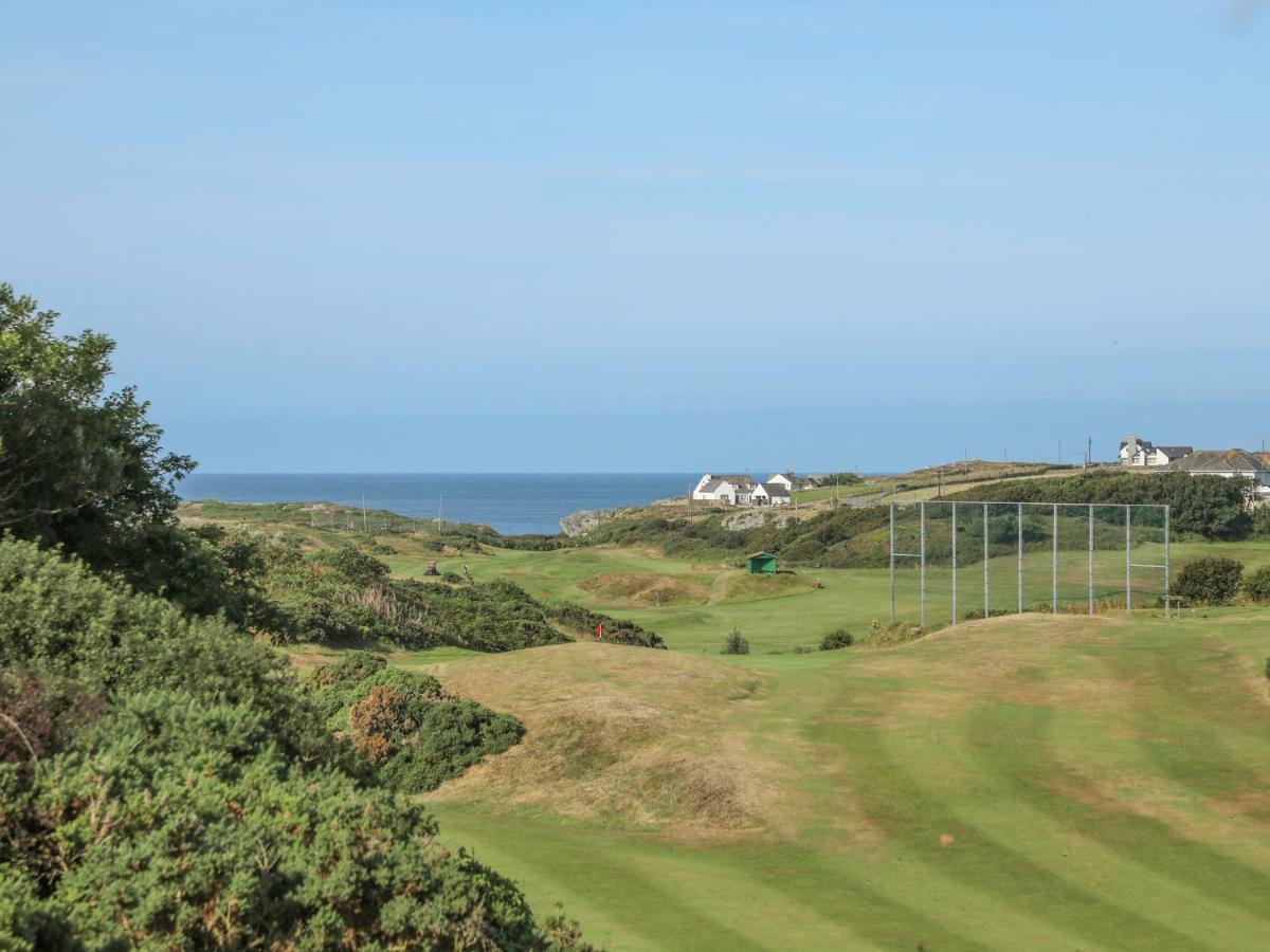 Southcott Apartment Trearddur Eksteriør billede